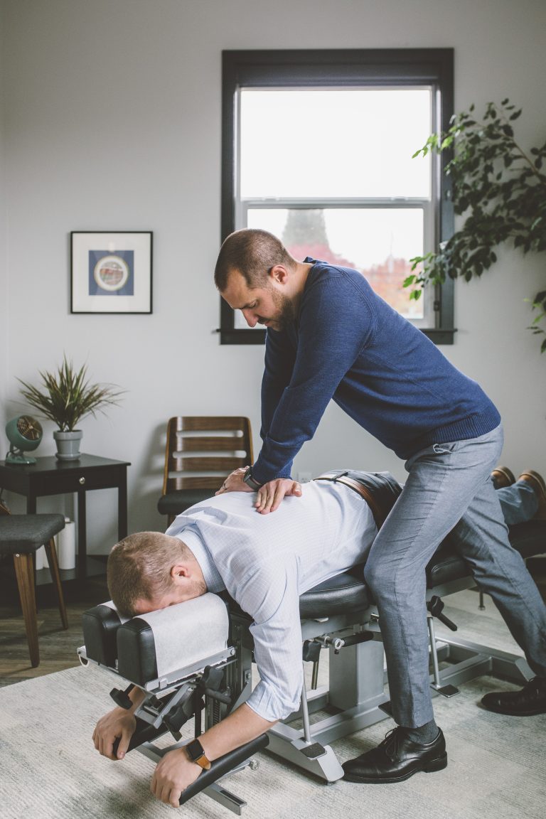 Chiropractic thoracic adjustment